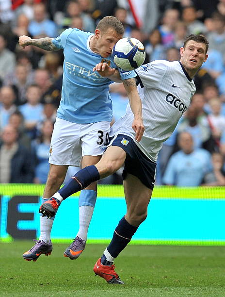 促使他們在 促使他們在